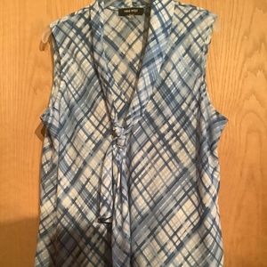 Nine West tie front sleeveless top
